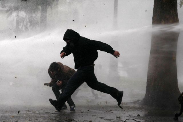 Ξανά στους δρόμους οι φοιτητές της Χιλής, ζητώντας δωρεάν Παιδεία